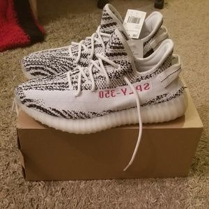 Yeezy Boost 350 V2 Zebra